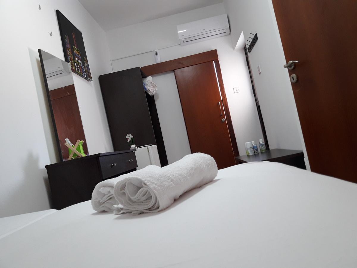 Marina'S Rooms Xrisopolitissa ลาร์นาคา ห้อง รูปภาพ